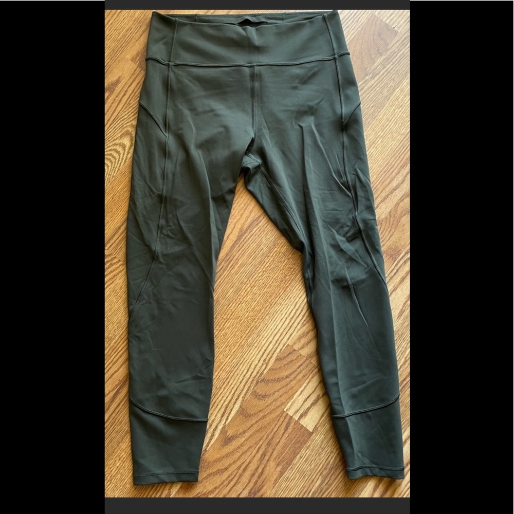 Lululemon In Movement Tight 25” Dark Olive Sz 10